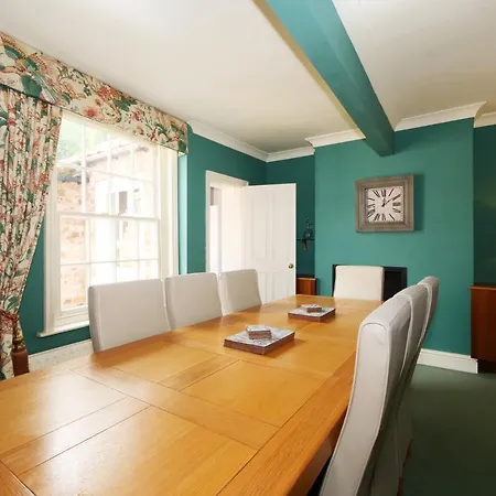 Stodham House With Minster Views! Holiday home York