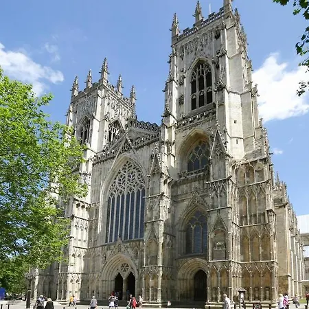 Stodham House With Minster Views! Сasa de vacaciones