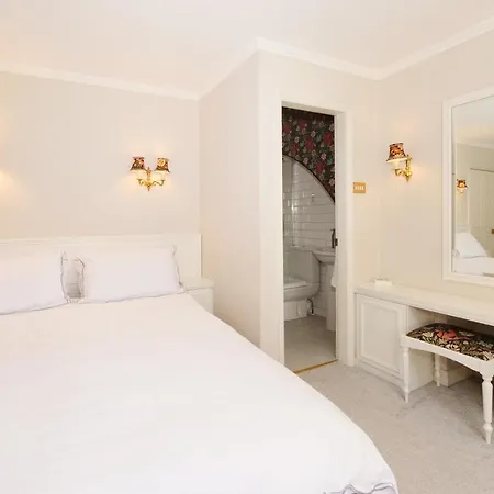 Stodham House With Minster Views! Сasa de vacaciones York