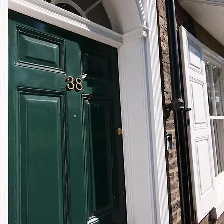 Stodham House With Minster Views! Сasa de vacaciones